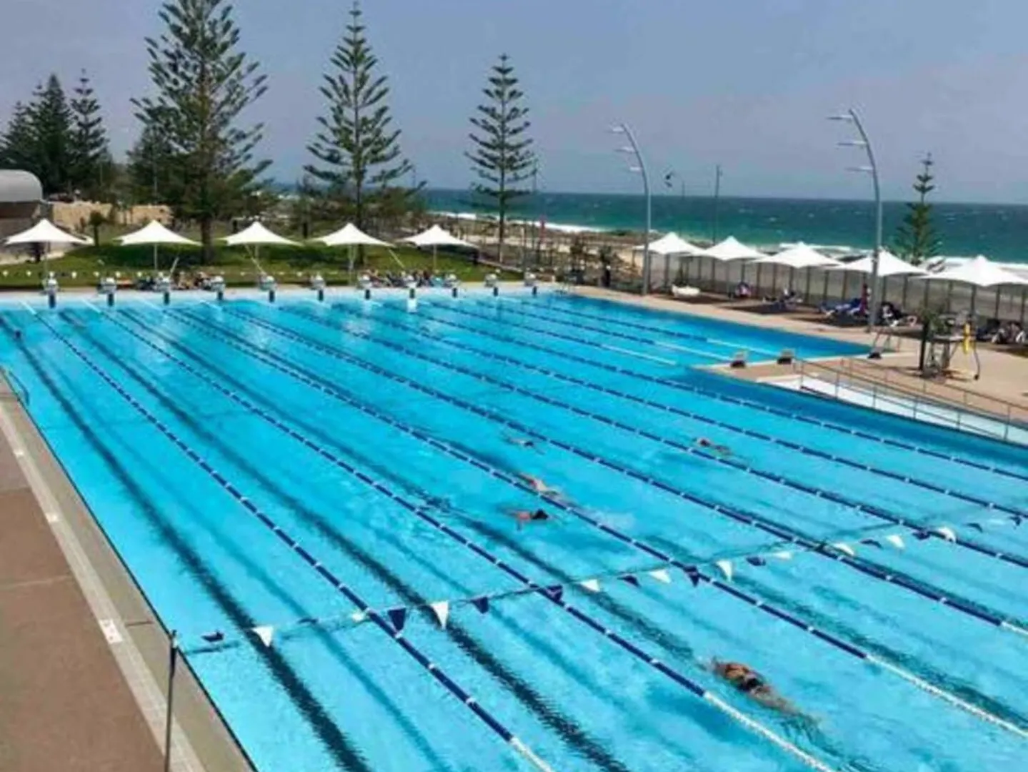 West Beach Lagoon 213 - Corner Unit! Perth