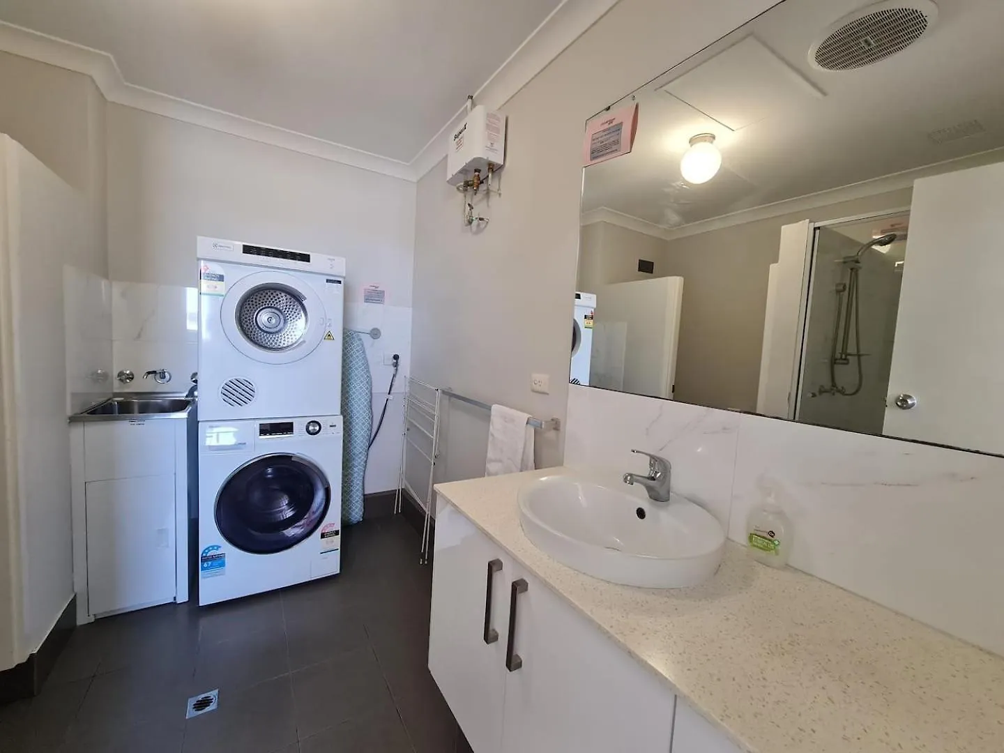 公寓 West Beach Lagoon 213 - Corner Unit! 珀斯